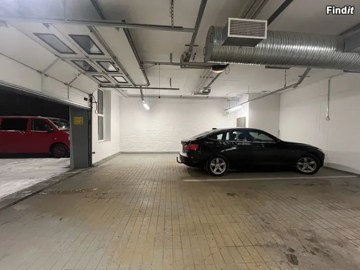 Vuokrataan Autohallipaikka Klemettilässä
