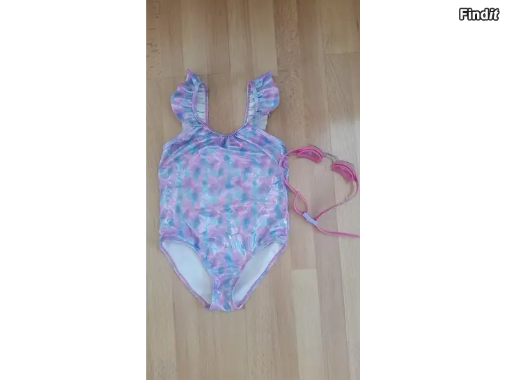 Myydään Lasten uimapuku noin 116 ja uimalasit Speedo Sea Squad -hinta 10e