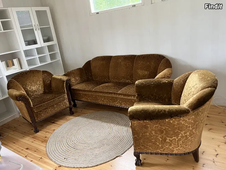 Säljes Soffgrupp med soffa och två fåtöljer