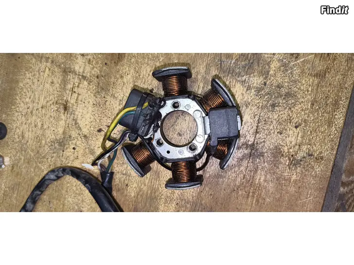 Myydään Derbi stator