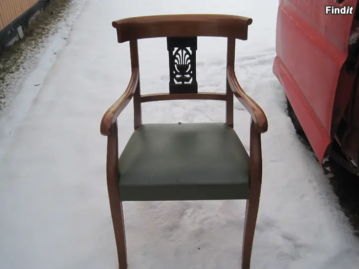 Myydään 2 kpl. Nojatuolia