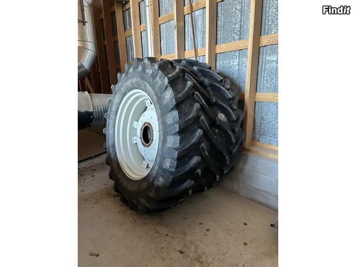 Säljes Valmet/Valtra däckserie