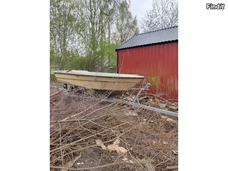 Myydään Finnark 450