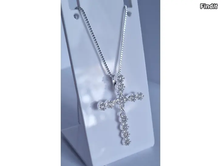 Säljes 925 Kristallstenkors + 925 Silverkedja 51 cm