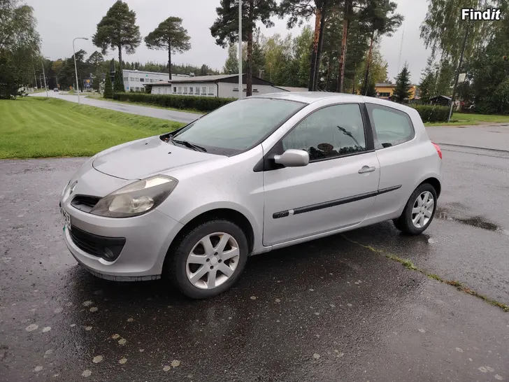 Säljes Renault Clio 1.5 dci nybesiktigad