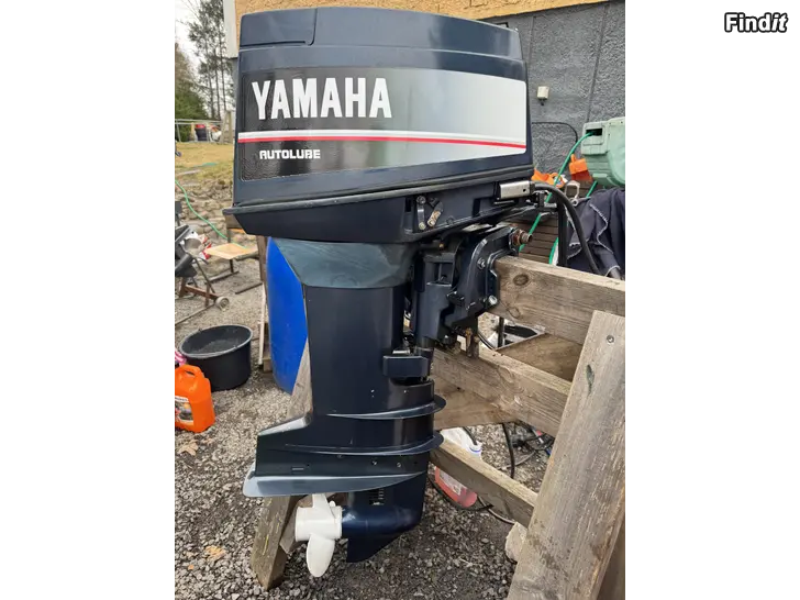 Myydään Yamaha 30hv autolube