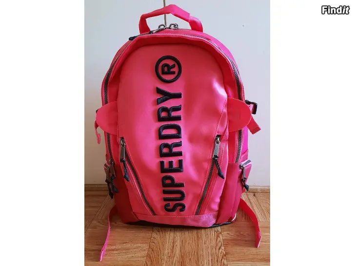 Myydään SUPERDRY Tarp-Reppu Käyttämätön Vettähylkivä