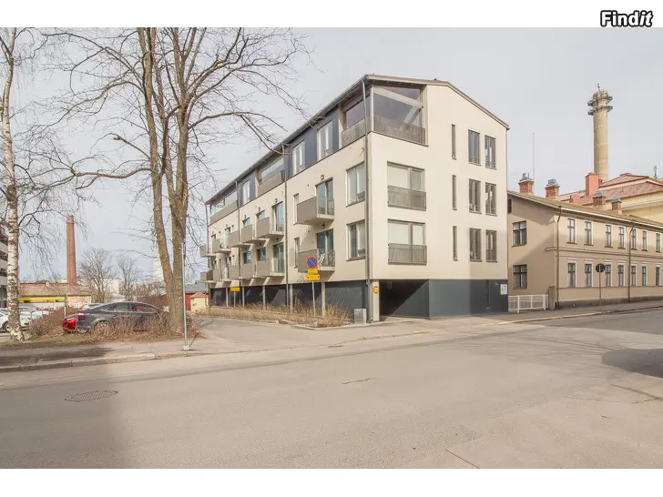 Uthyres Uthyres bilhallsplats i Vasa centrum