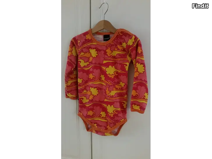 Myydään Metsola värikäs body koko 92 -5e