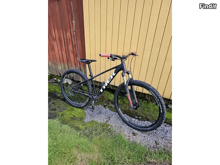 Säljes Trek Marlin 5 - Storlek S