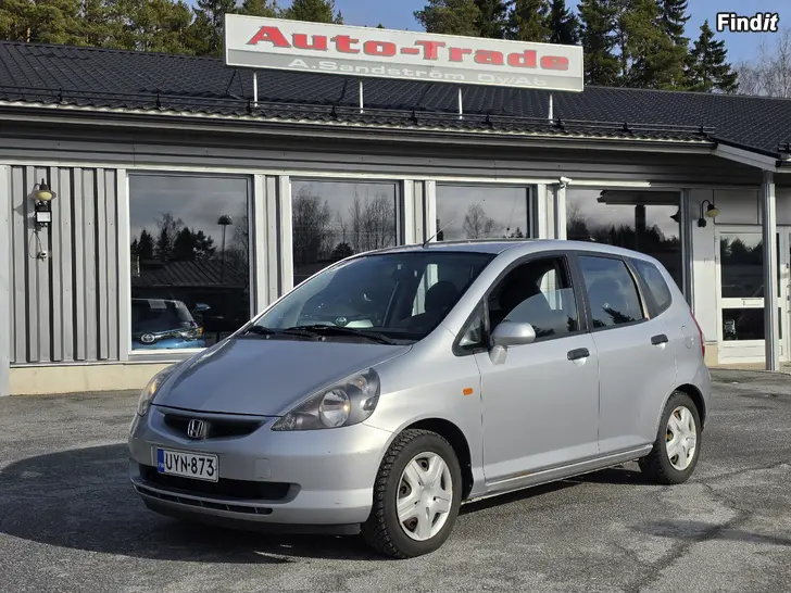 Säljes HONDA JAZZ 1.3i 5d AC, 212tkm -03 nybes Säljes HONDA JAZZ 1.3i 5d AC, 212tkm -03 nybes