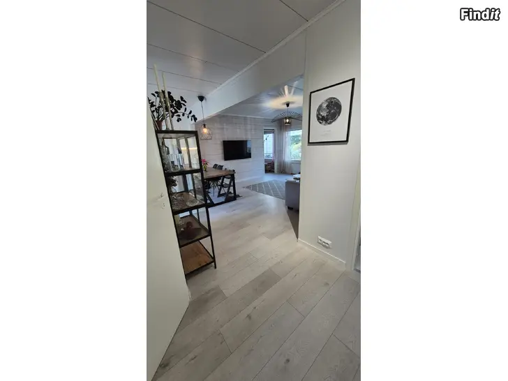 Säljes Radhuslägenhet 4r+k+bdr Smedsby