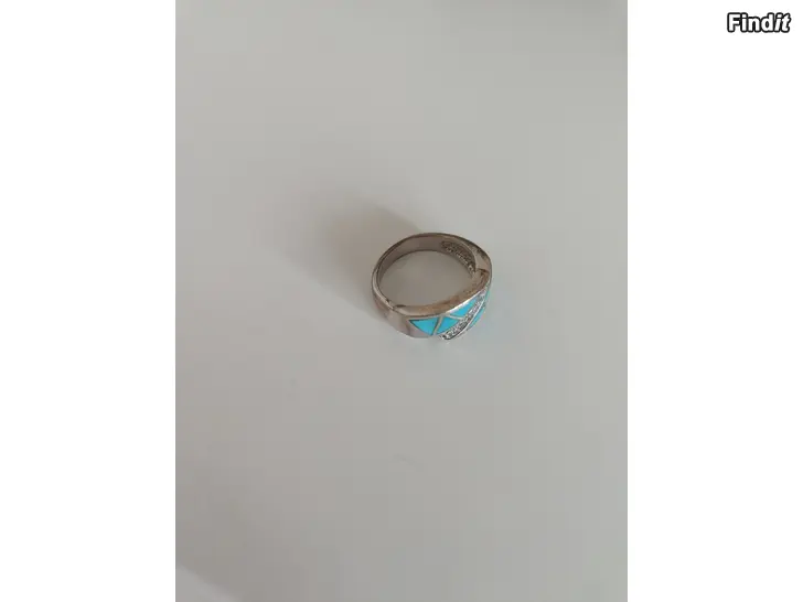 Myydään Kuvan sormus