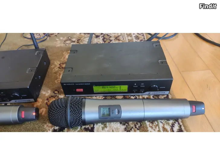 Säljes Langattomat mikrofonit, mikseri, DI-Boxi