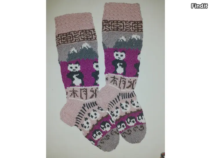 Myydään Pandasukat