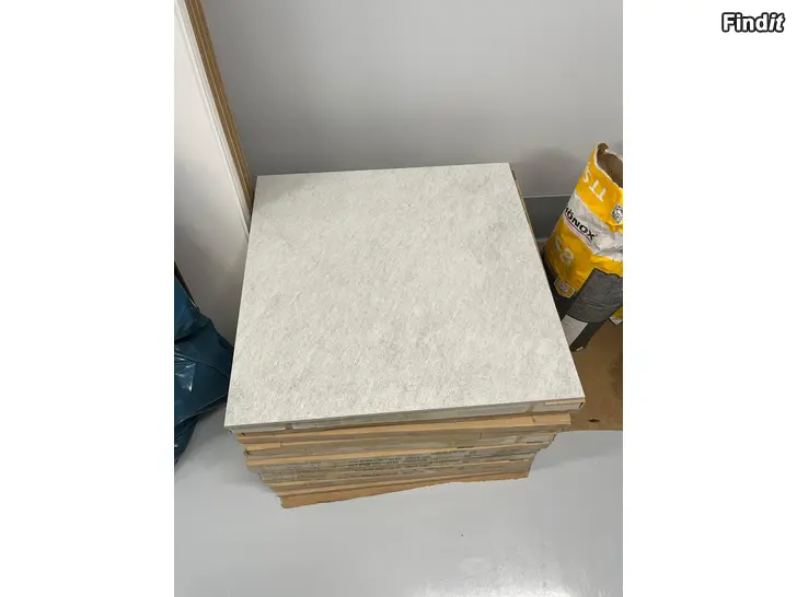 Myydään Golv vägg kakel säljes 60x60