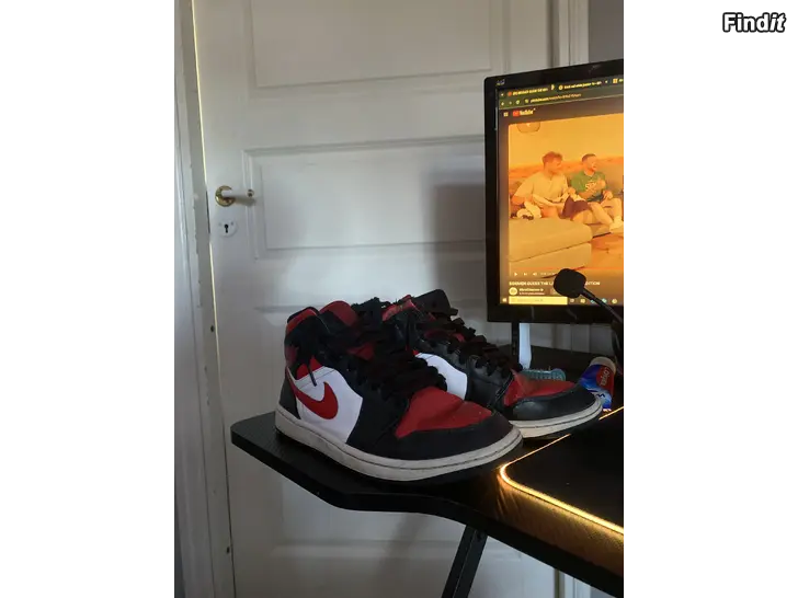 Säljes Jordan 1 Mid