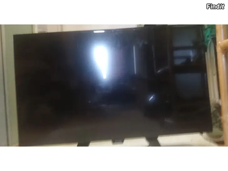 Myydään Philips 32Full HD LED-TV + kaukosäädin + HDMI-johto