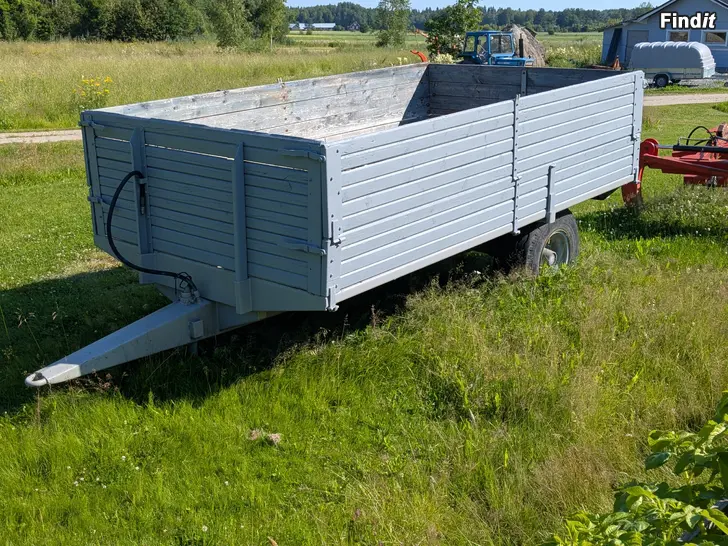 Säljes Traktorkärra