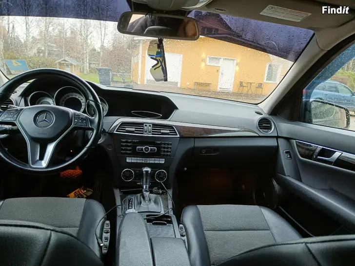 Säljes Mercedes c250 4motion 2011