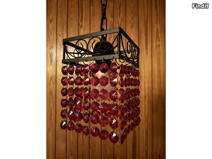 Säljes FLO punainen riippuvalaisin