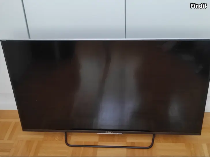 Myydään Sony 43 TV. Model  KDL-43W755C