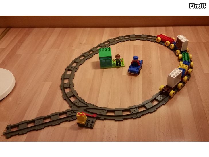 Säljes Lego Duplo junarata ja tarvikkeet 22e