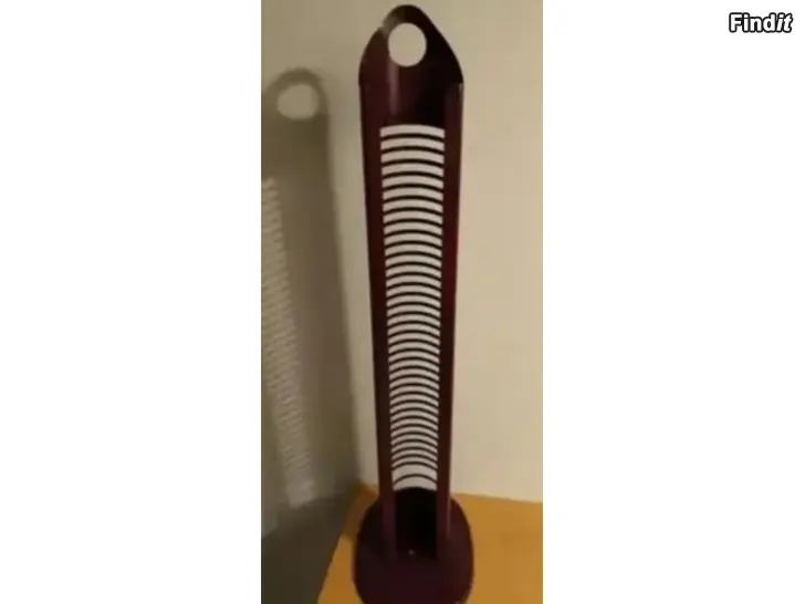 Myydään CD teline puunoppa kissa pikku kuu