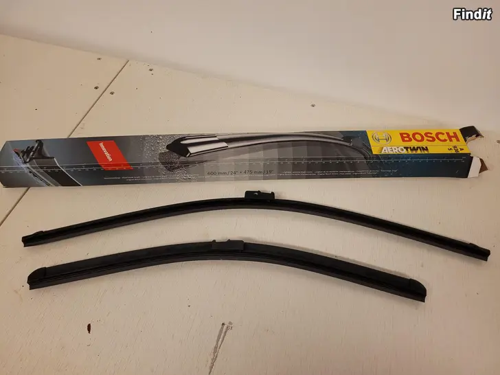 Säljes Bosch Aerotwin torkarblad 600 + 475