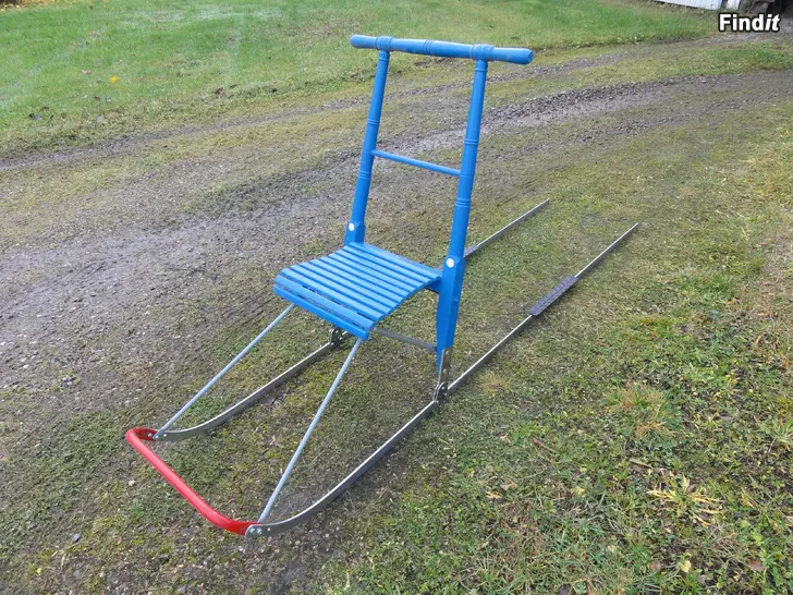 Säljes Sparkstötting/sparkare