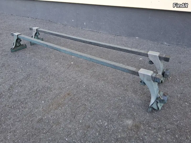 Säljes Retro Thule takräcken