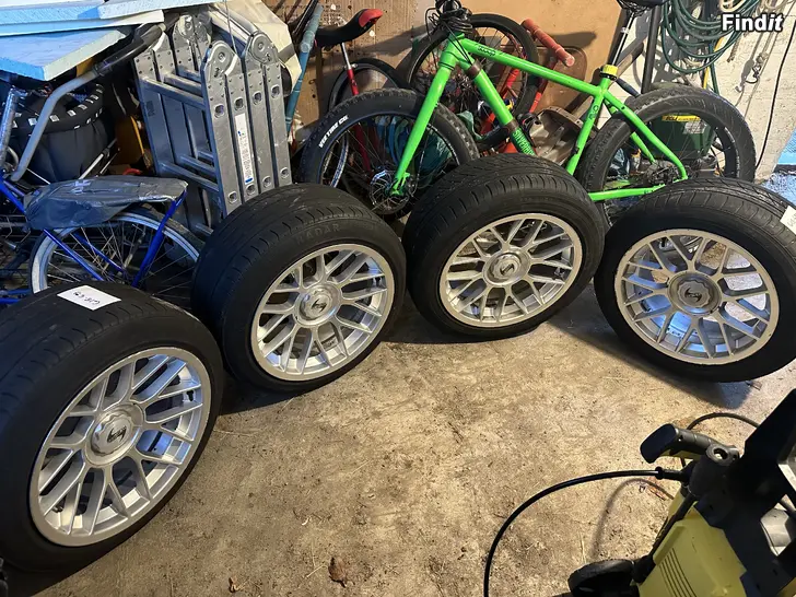 Säljes 17 BBS RC 300 replica fälgar