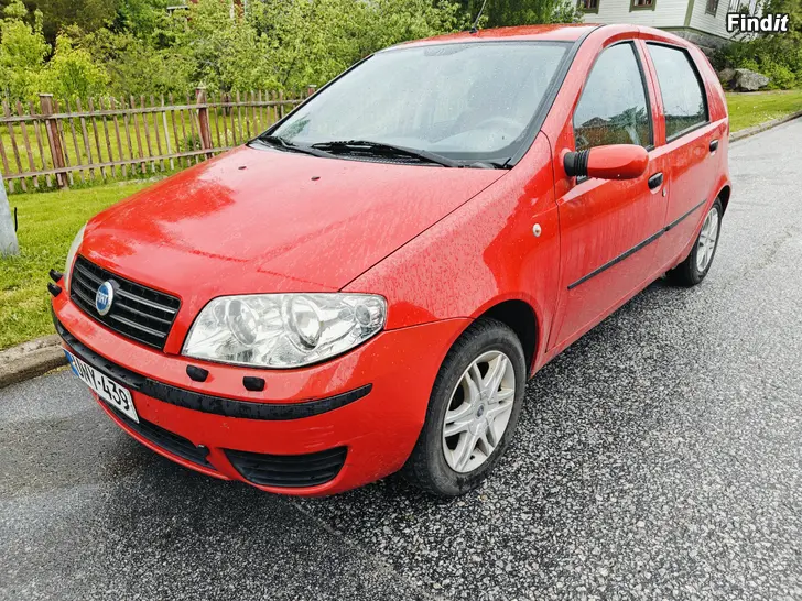 Myydään Fiat punto 1,2 bensin AC 2006