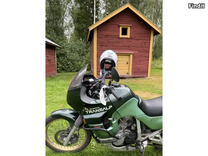 Säljes Honda XL600V Transalp 1992