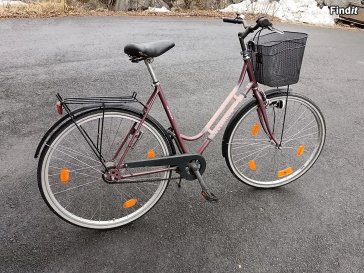 Säljes Titania Helkama cykel 28 tum