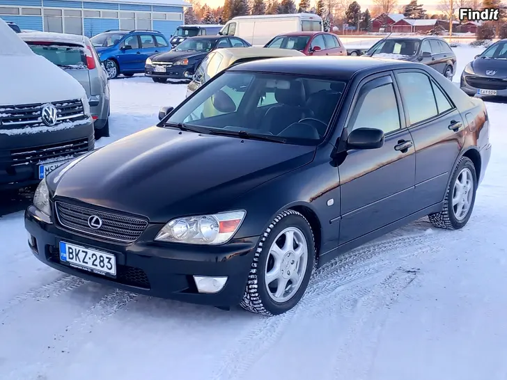 Säljes Lexus IS 200 Bensa Autom.HIENO