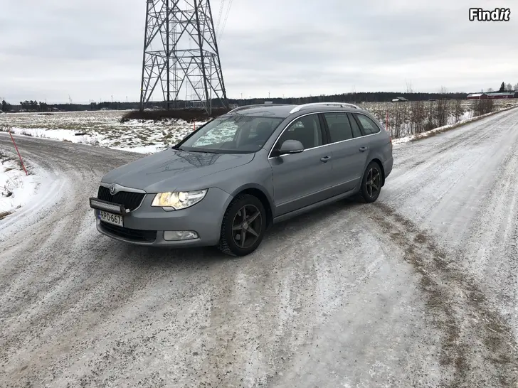 Myydään Skoda Superb 2.0tdi 170hv DSG -2010