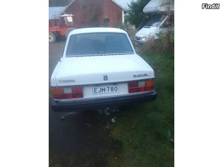 Myydään Myydään museokatsastettu Volvo 240