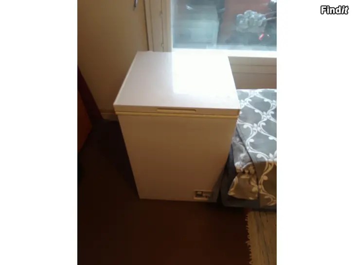 Myydään Pakastin arkku