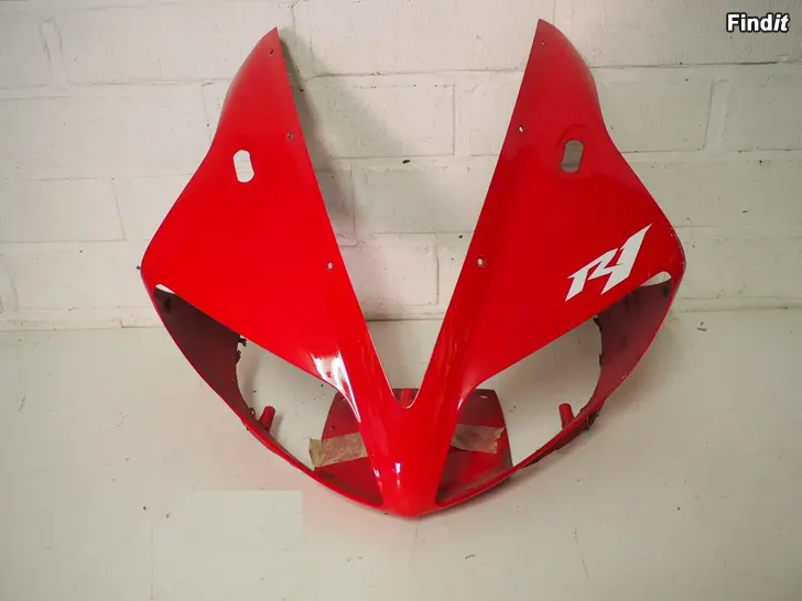 Myydään Yamaha YZF R1 02-03 osia