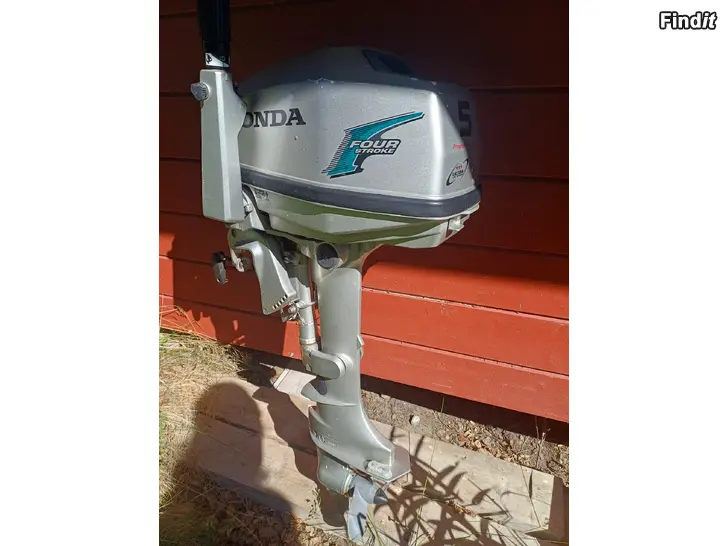 Myydään Honda utombordare
