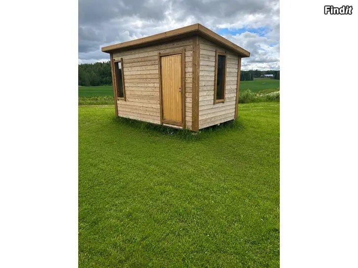 Myydään Juuri valmistunut sauna