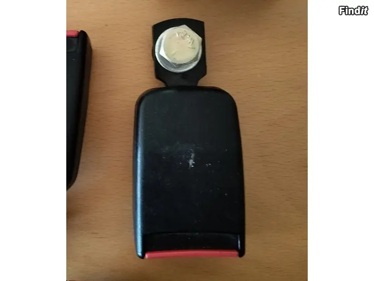 Myydään Turvavyönlukkot uusi 2 kpl