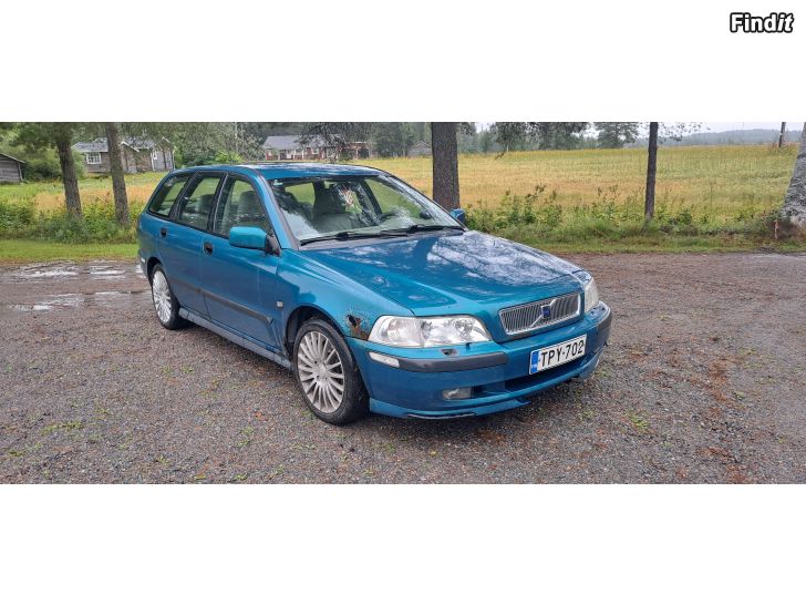 Myydään Volvo V40 1.9T