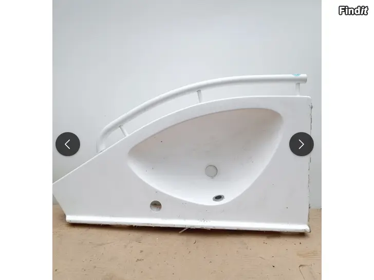 Säljes HandikappWChandfat med stödhandtag begagnat