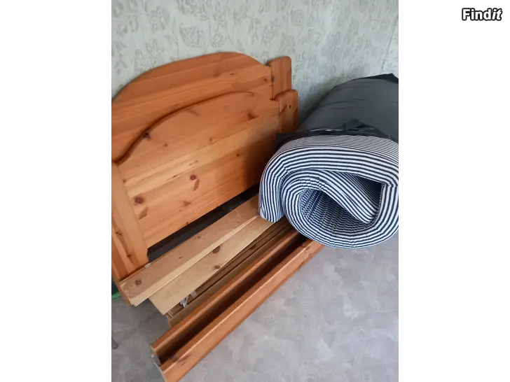 Säljes Säng 90 cm