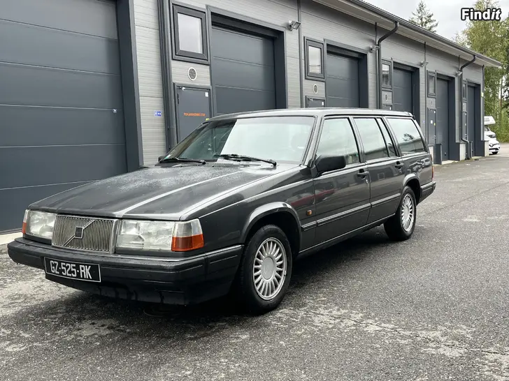 Myydään Volvo 945 D24TIC M46
