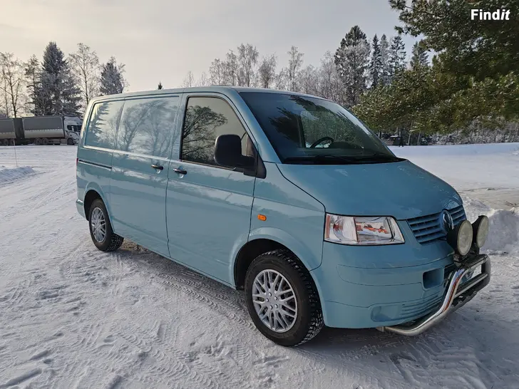 Säljes VW Transporter T5 2004