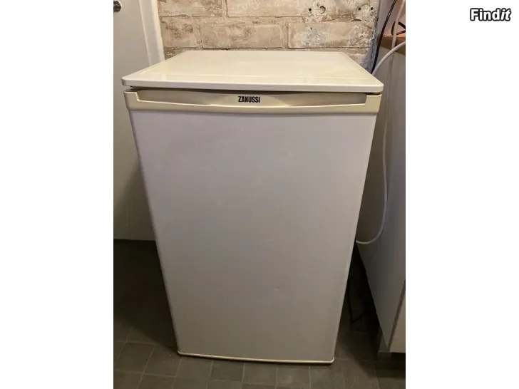 Säljes Kylskåp Zanussi