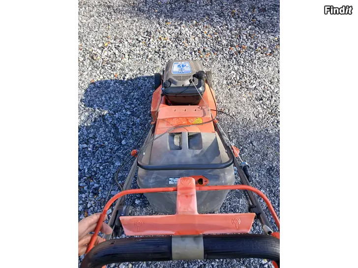Myydään Husqvarna Royal 43s